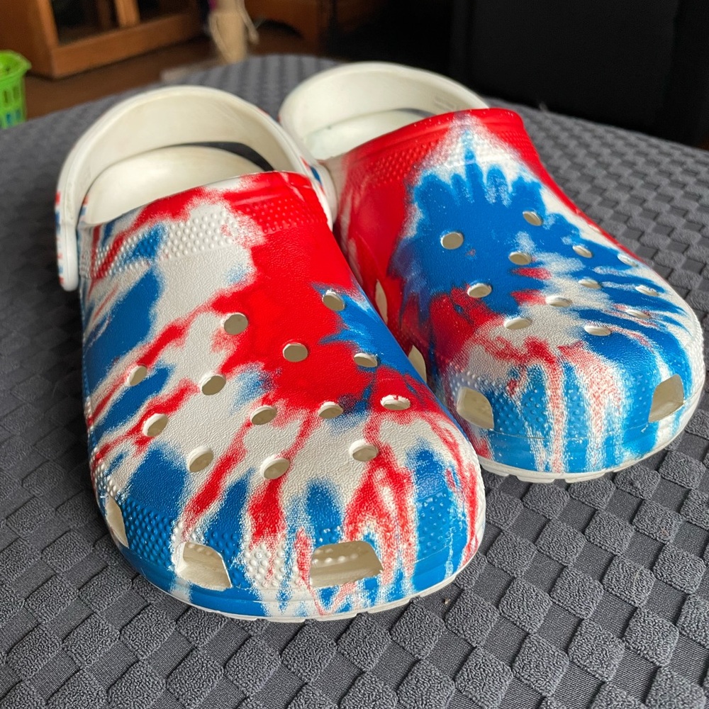 Crocs Size 8